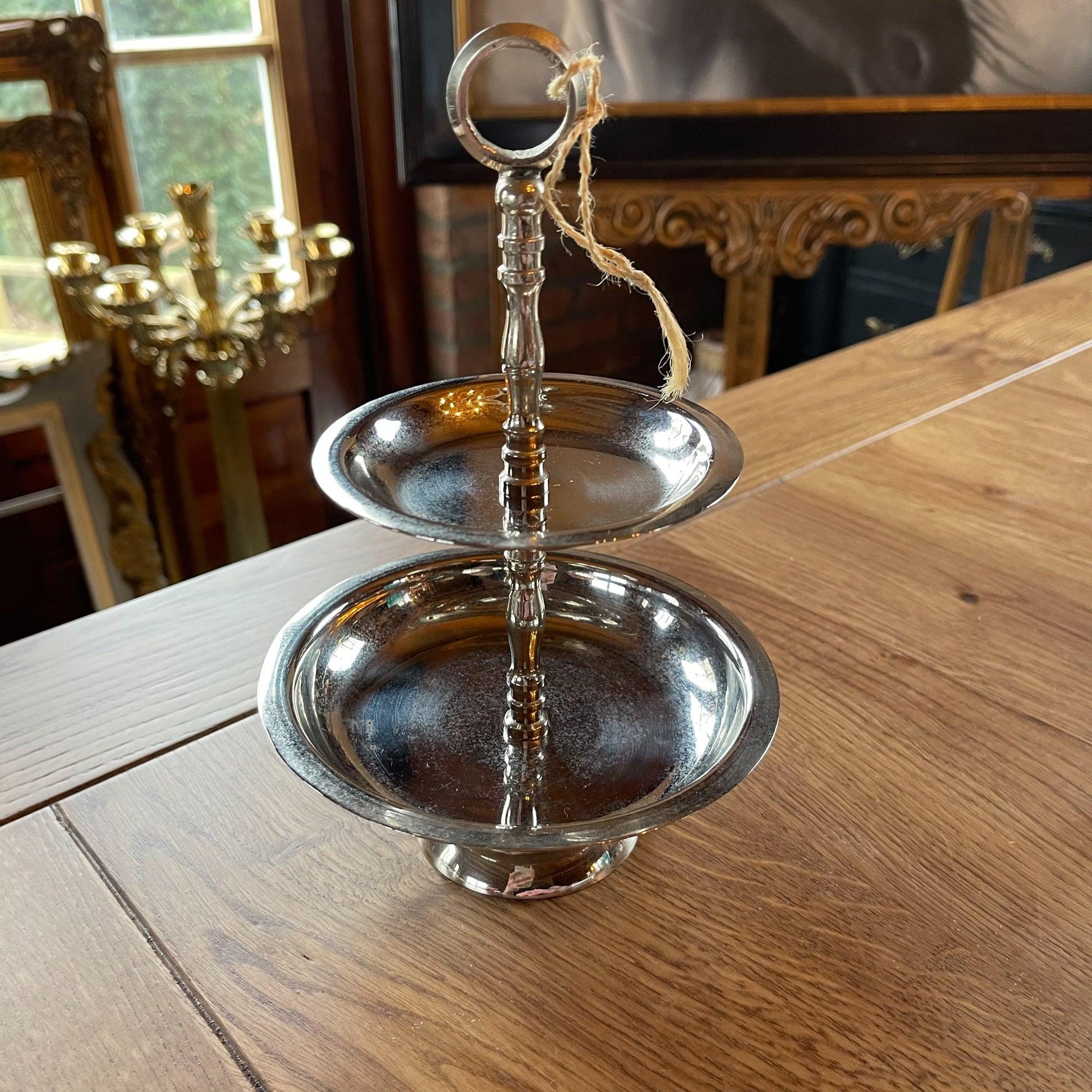 Etagere met 2 schalen - Bamestra Curiosa