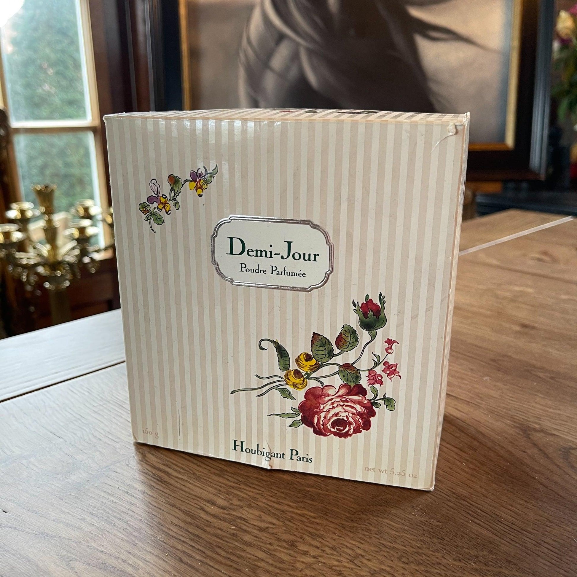 Glazen poederdoos in originele verpakking - Bamestra Curiosa