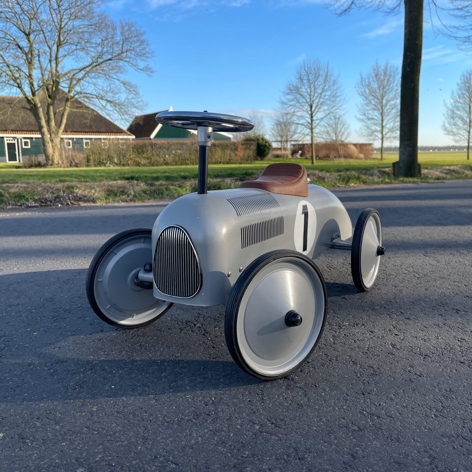 Goki loopauto zilver - Bamestra Curiosa