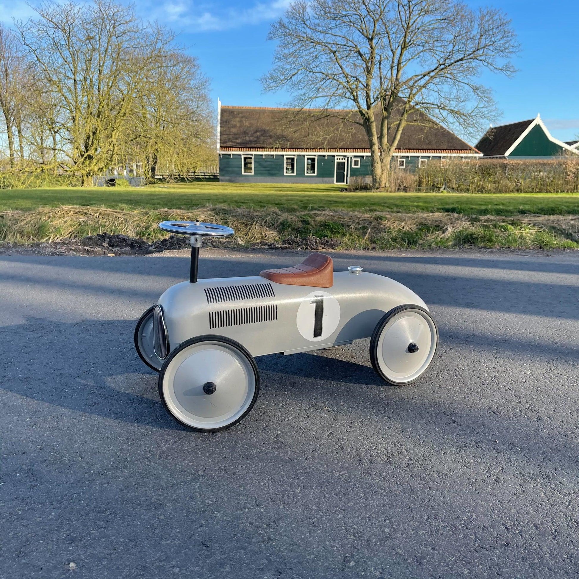 Goki loopauto zilver - Bamestra Curiosa