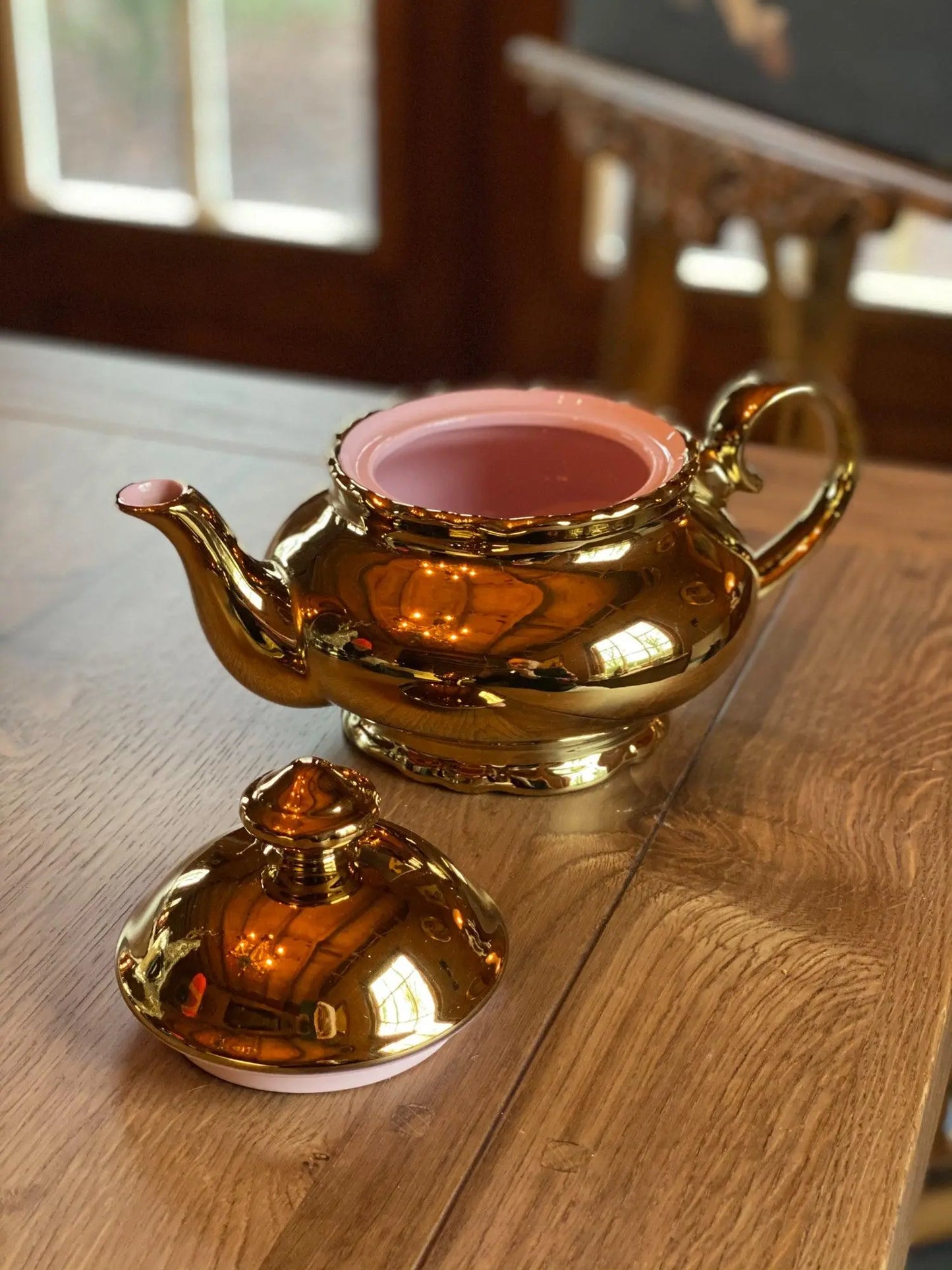 Gouden theepot - Bamestra Curiosa