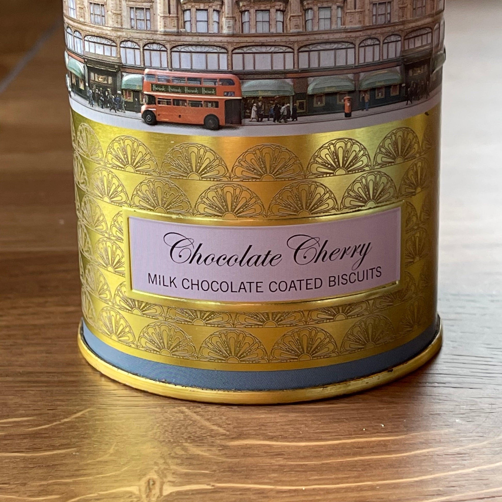 Harrods blik - Bamestra Curiosa