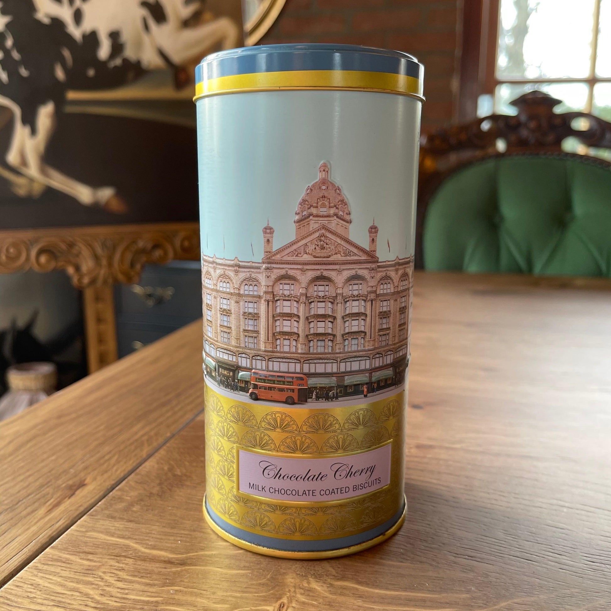 Harrods blik - Bamestra Curiosa