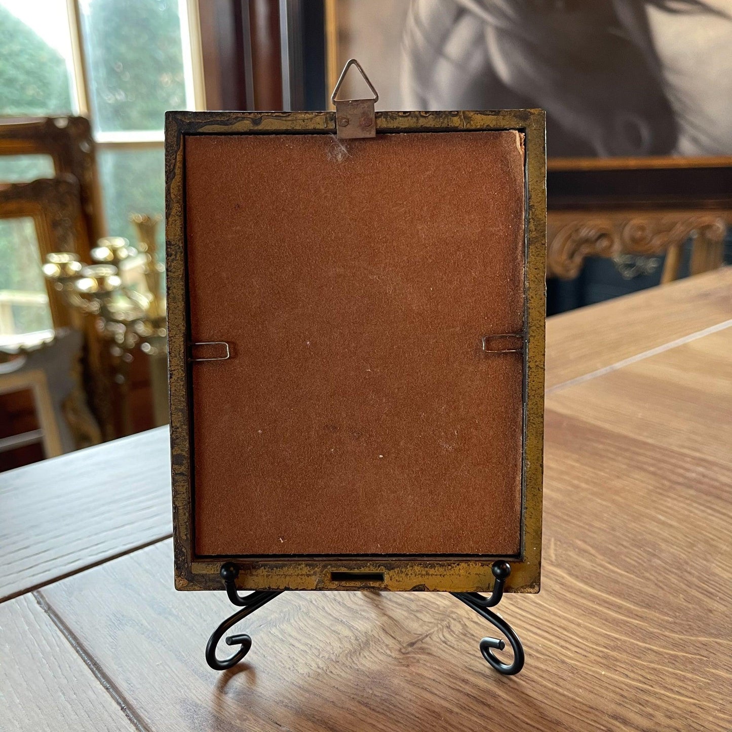 Houten lijstje jongetje met hoed - Bamestra Curiosa