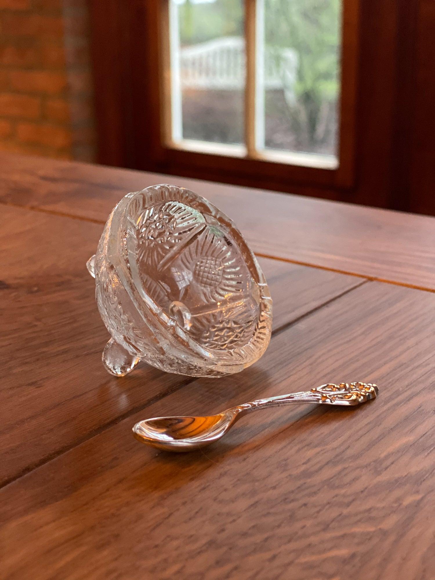 Kaviaar schaaltje met zilveren lepeltje - Bamestra Curiosa