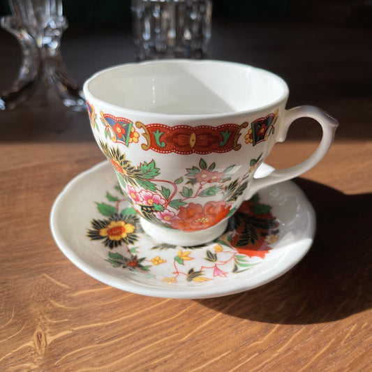 Kopje met schoteltje - Bamestra Curiosa