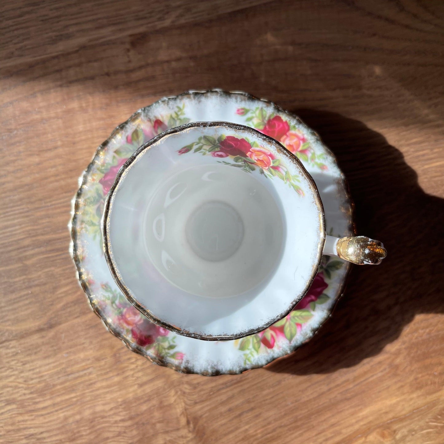 Kopje met schoteltje van Royal Albert - Bamestra Curiosa