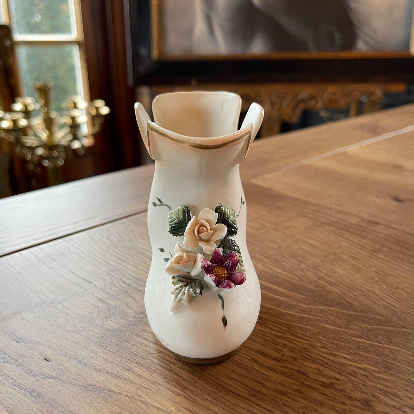 Laarsje van porselein - Bamestra Curiosa