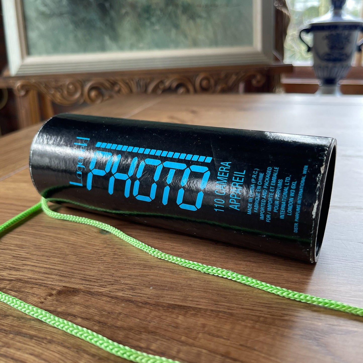 Lagerfeld Photo 110 camera appareil - Bamestra Curiosa