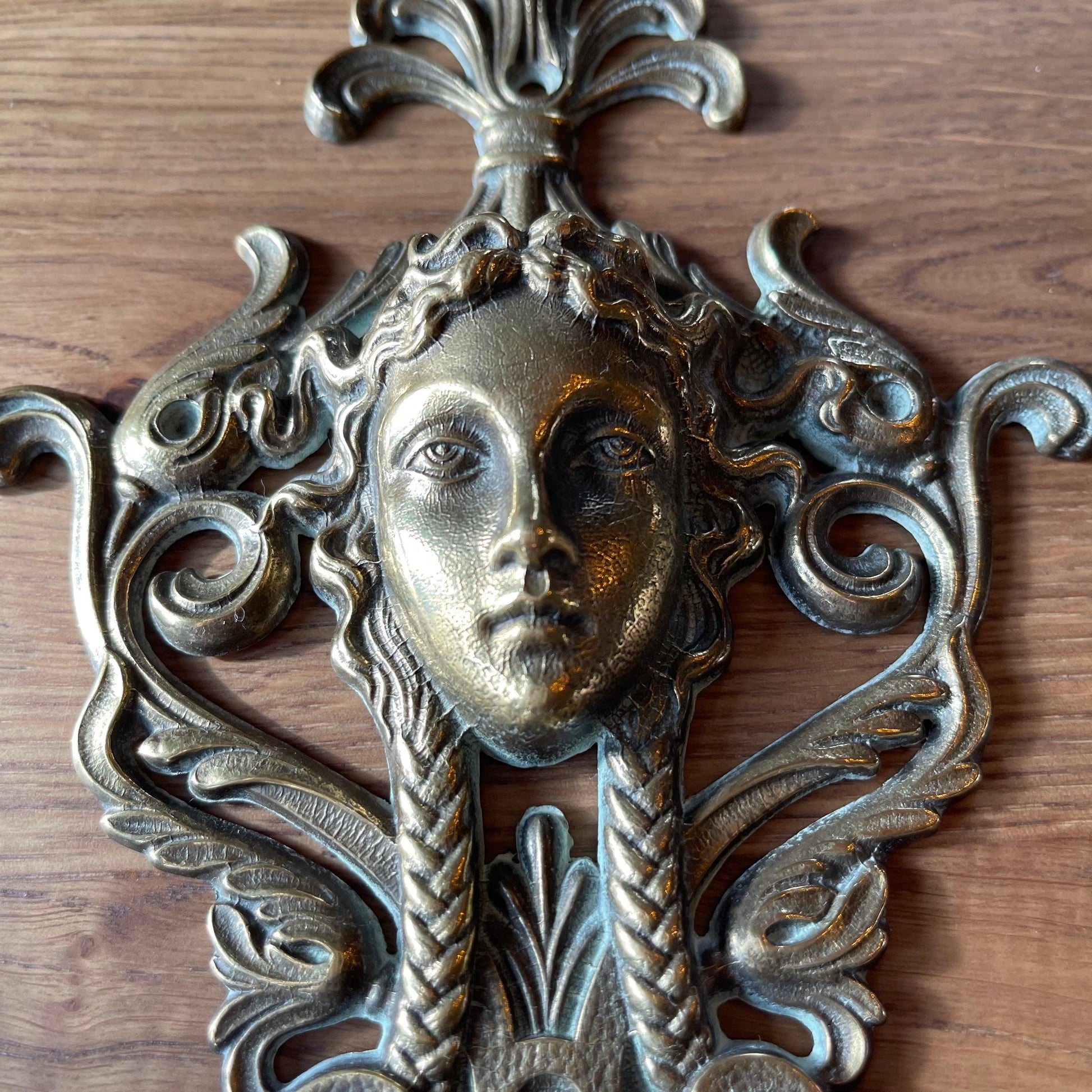 Medusa Italiaanse wandhaken VCR BREV - Bamestra Curiosa