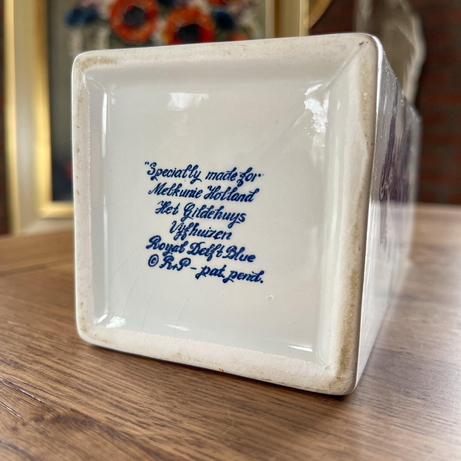 Melkpak houder / Vaas Delfts Blauw - Bamestra Curiosa