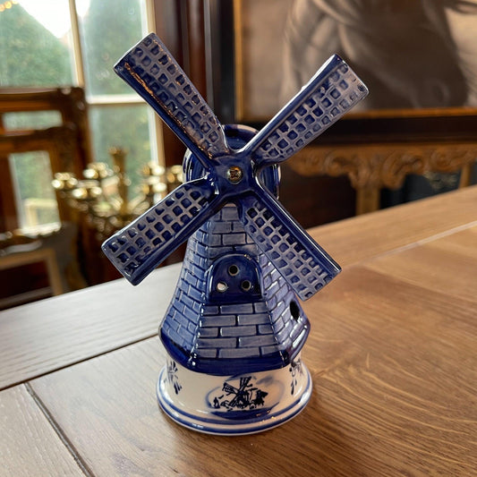 Molentje delfts blauw - Bamestra Curiosa