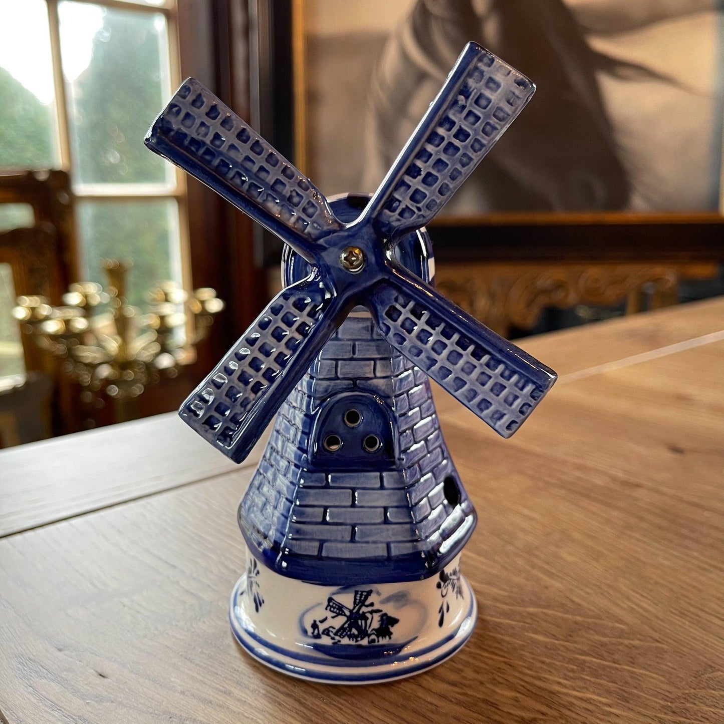 Molentje delfts blauw - Bamestra Curiosa