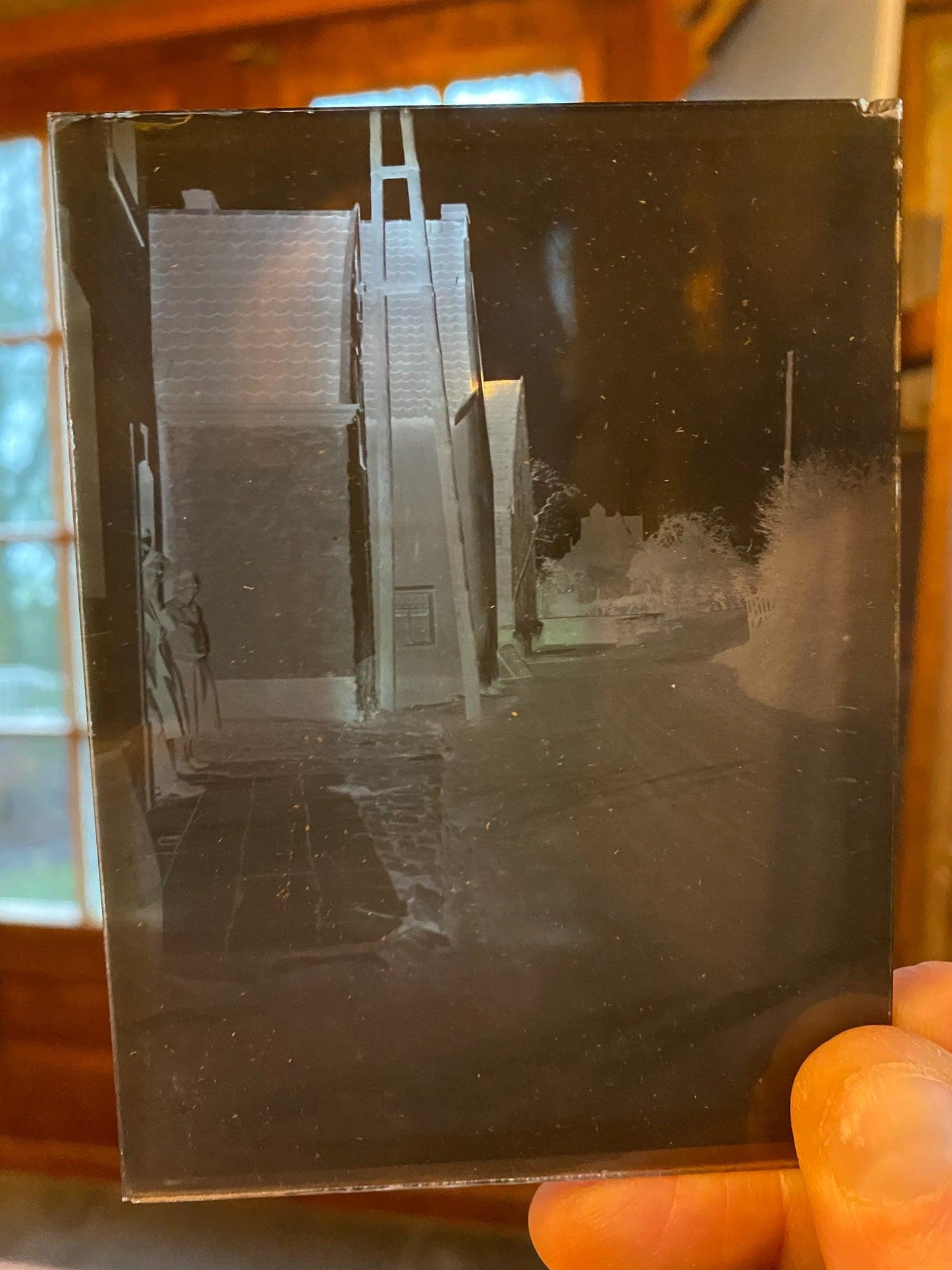 Oud doosje met glasnegatieven - Bamestra Curiosa