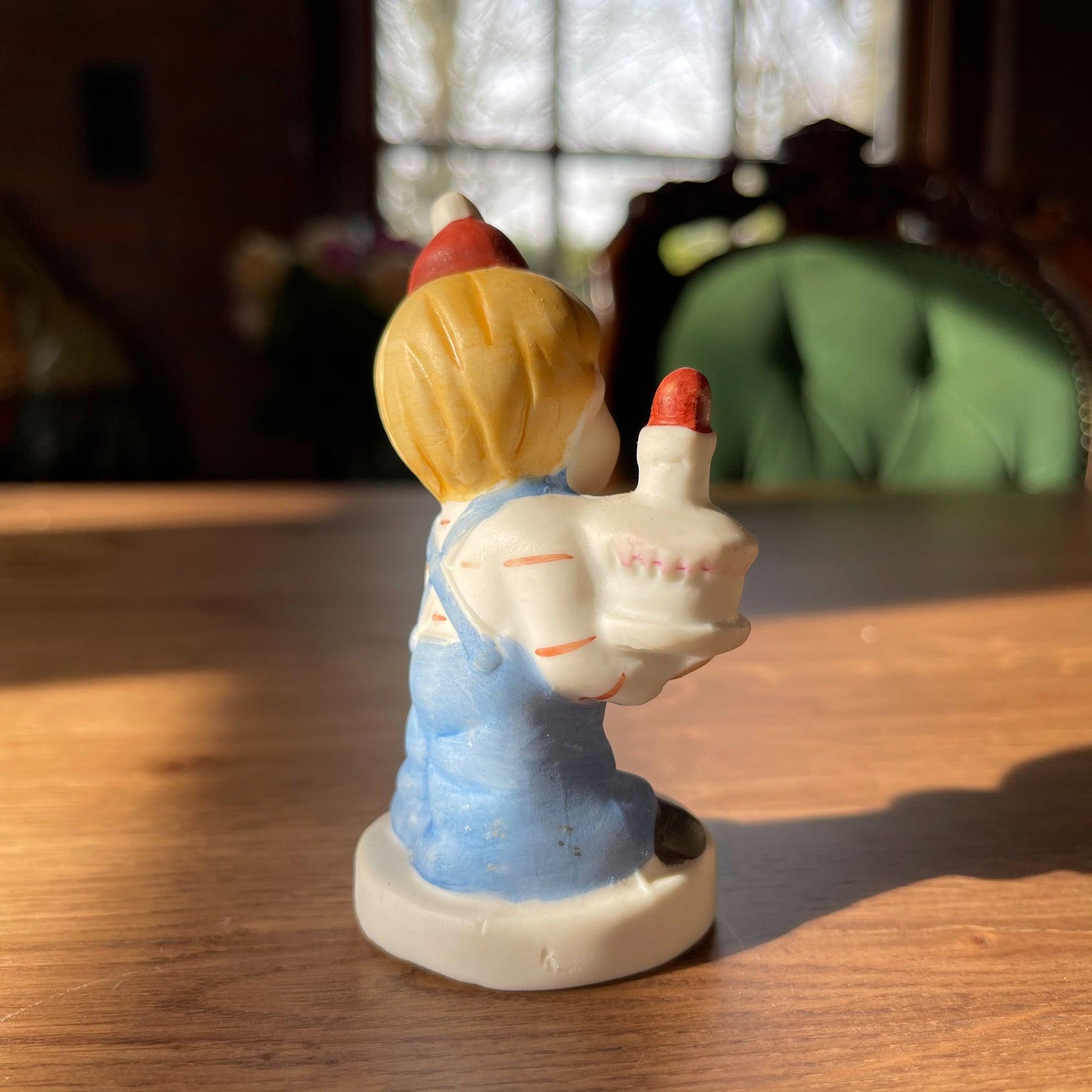 Porseleinen beeldje - Bamestra Curiosa