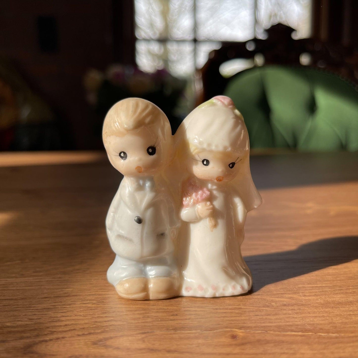 Porseleinen beeldje bruidje en bruidegom - Bamestra Curiosa