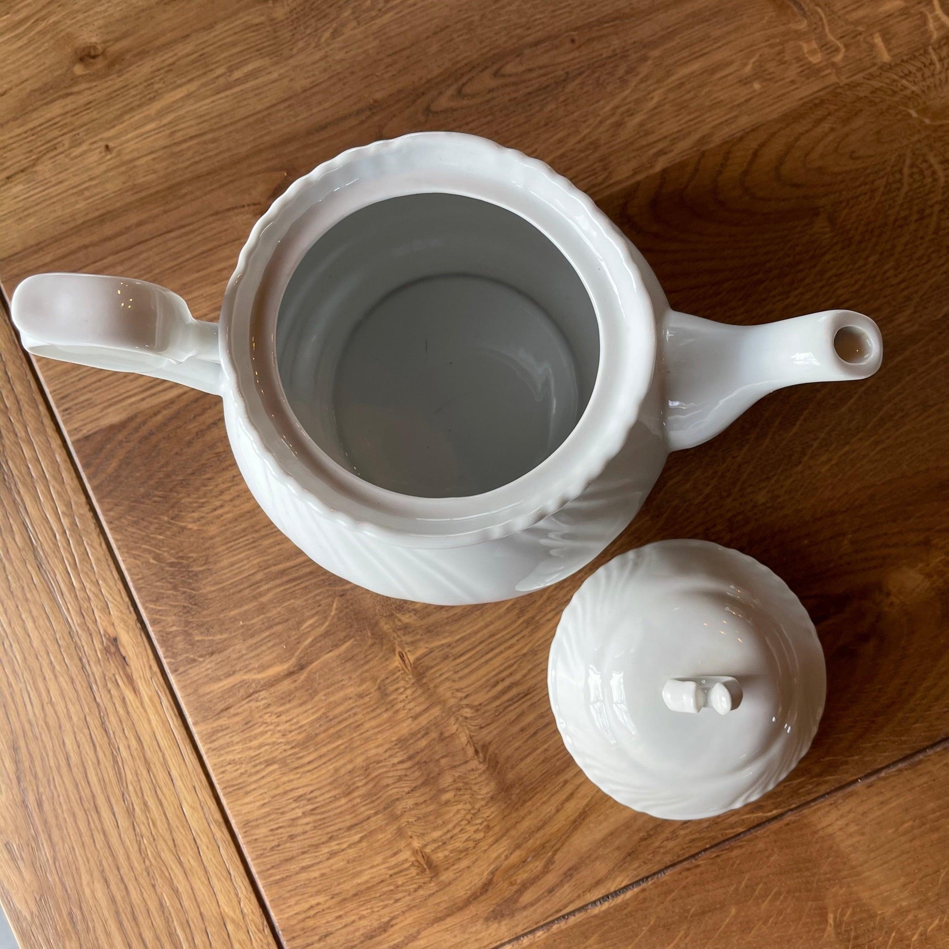 Porseleinen theepot - Bamestra Curiosa