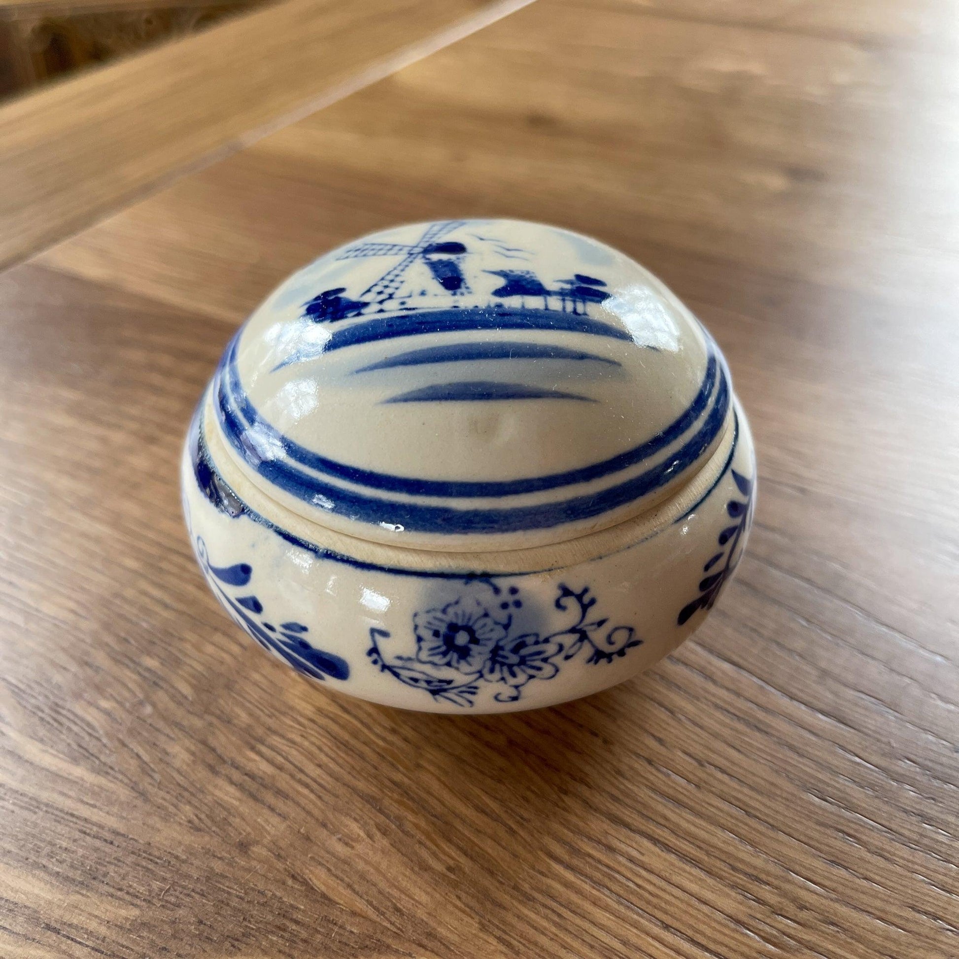 Potje met deksel Delfts Blauw - Bamestra Curiosa