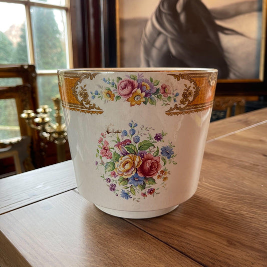 Prachtige bloempot van Royal Tunstall - Bamestra Curiosa