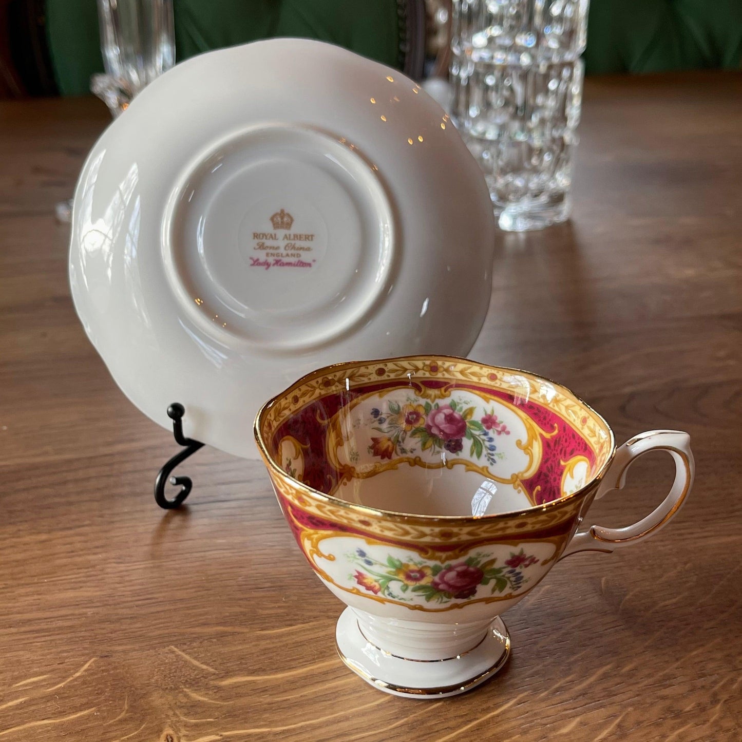 Royal Albert Kopje met schoteltje - Bamestra Curiosa