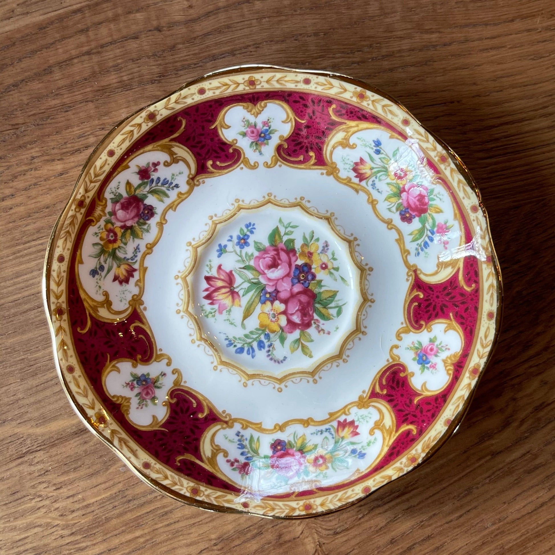 Royal Albert Kopje met schoteltje - Bamestra Curiosa