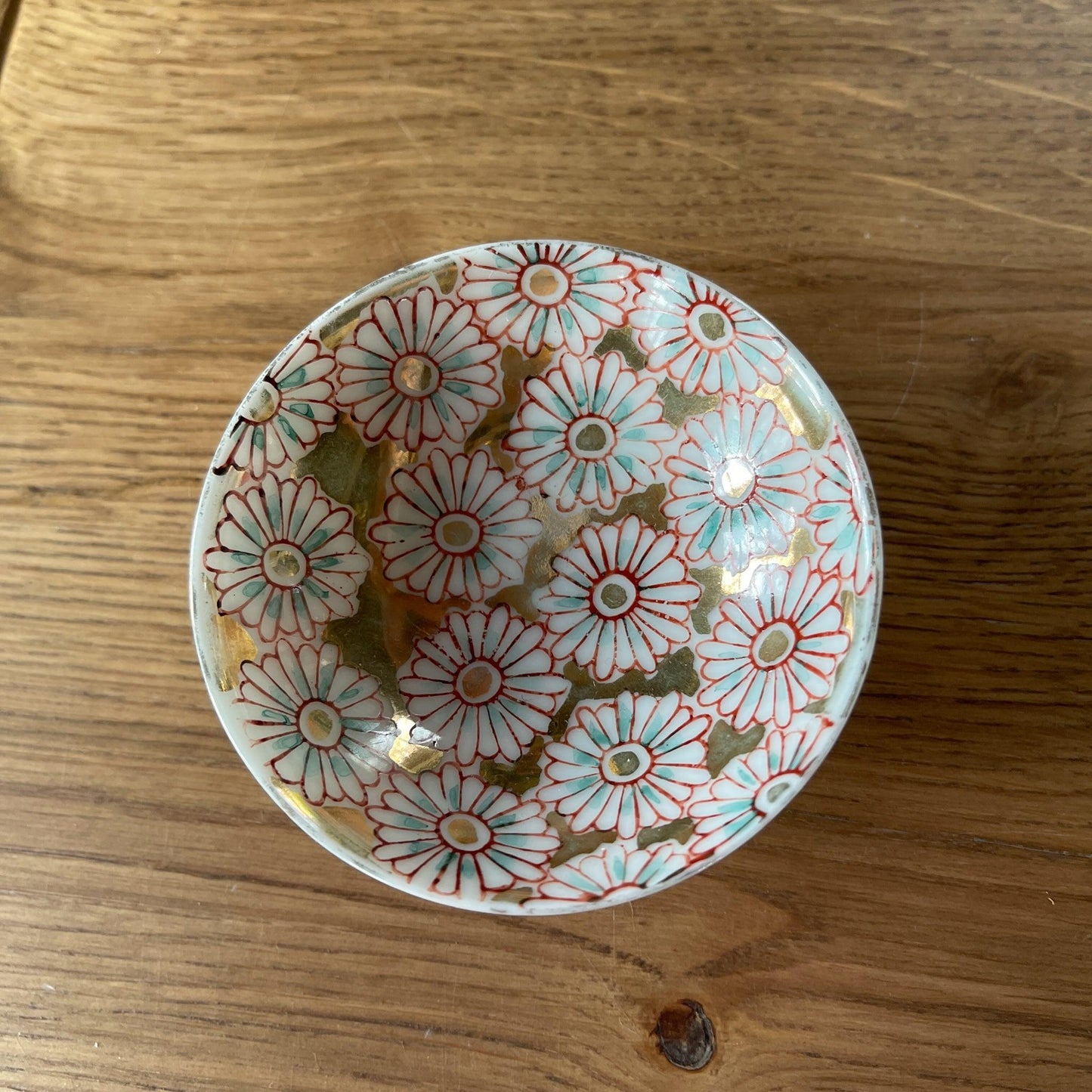 Schaaltje Japans porselein - Bamestra Curiosa