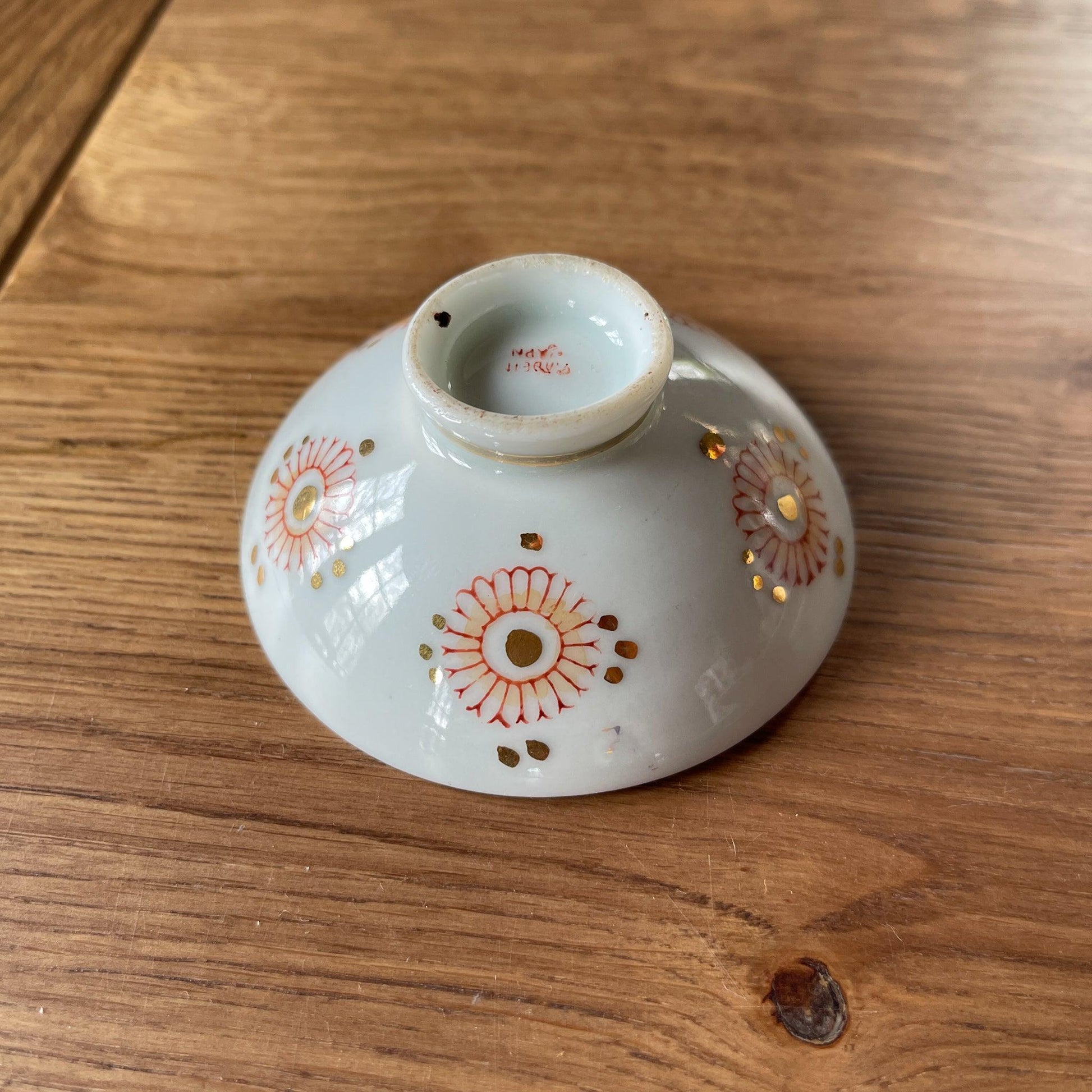 Schaaltje Japans porselein - Bamestra Curiosa