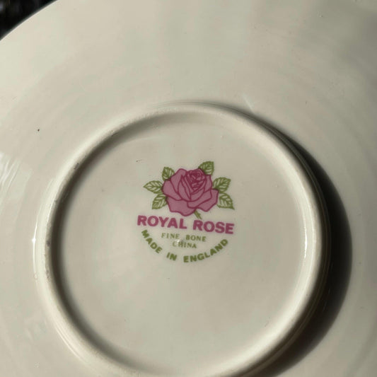 Schoteltje Royal Rose - Bamestra Curiosa
