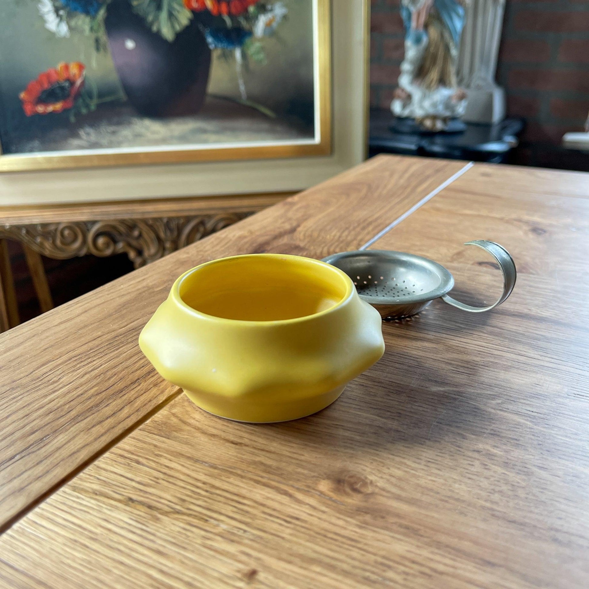 Thee lekbakje - Bamestra Curiosa