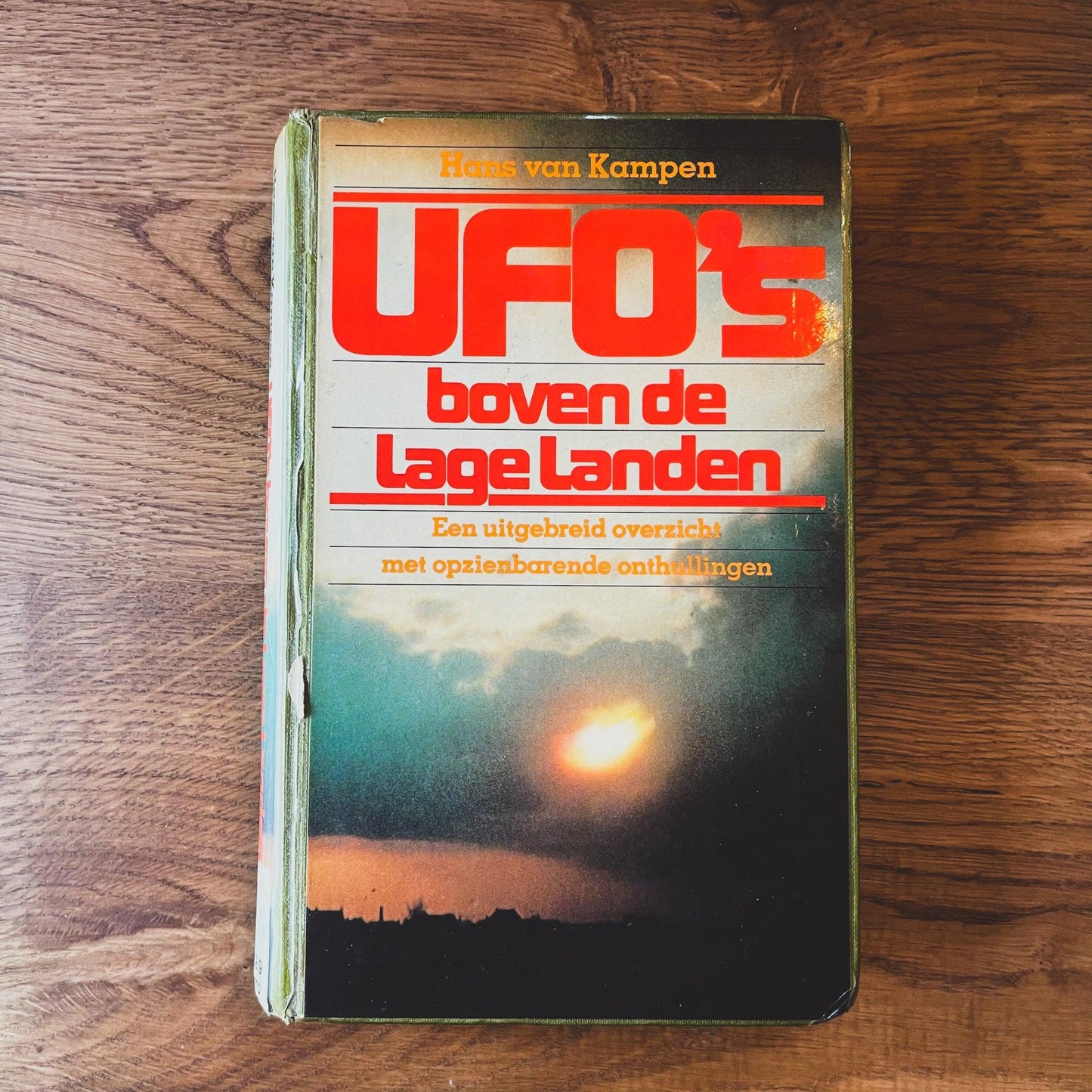 UFO's boven de lage landen - Bamestra Curiosa