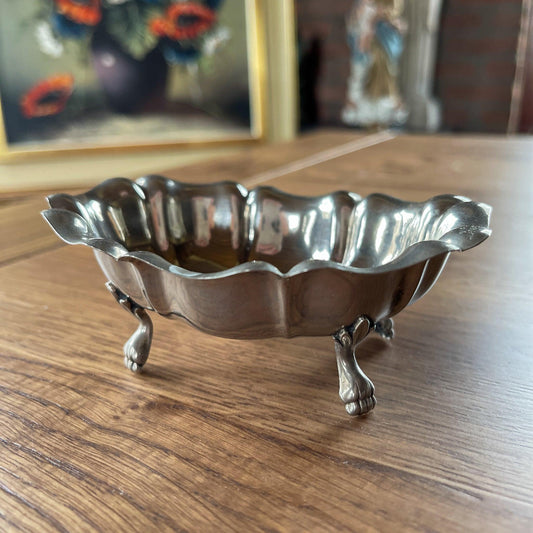 Verzilverd Chippendale schaaltje - Bamestra Curiosa