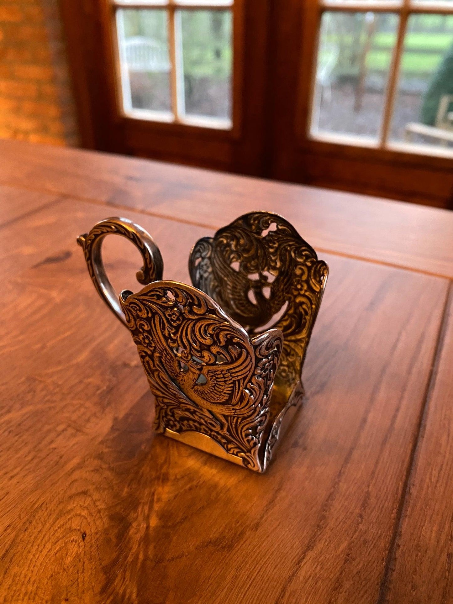 Verzilverde maggi fles houder - Bamestra Curiosa