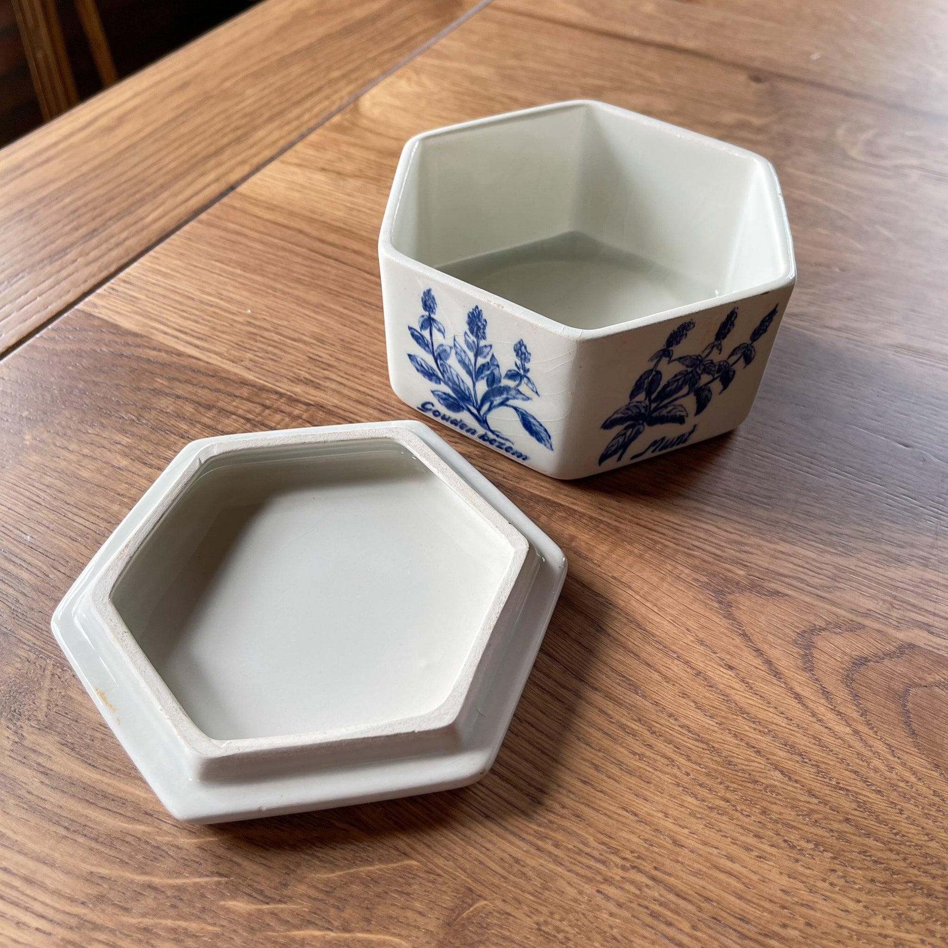 Vintage Regina Delfts Blauw kruidenpotje met deksel - Bamestra Curiosa