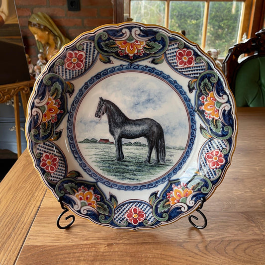 Wandbord van Makkum met afbeelding van paard - Bamestra Curiosa