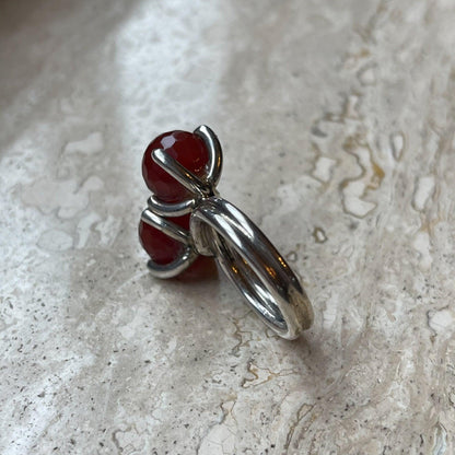 Zilveren ring met geslepen glas van Wim Lammers - Bamestra Curiosa