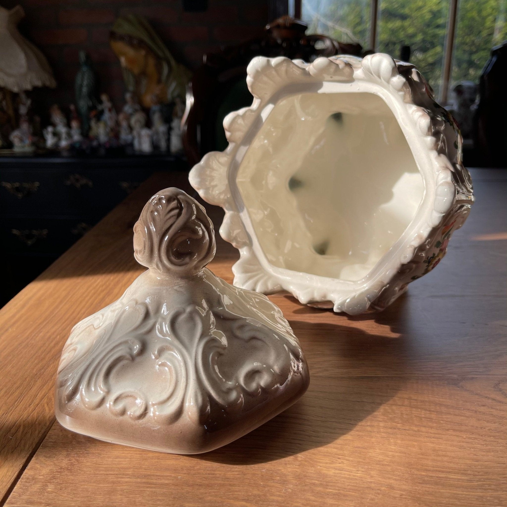 Aardewerk pot met deksel - The Collectionist