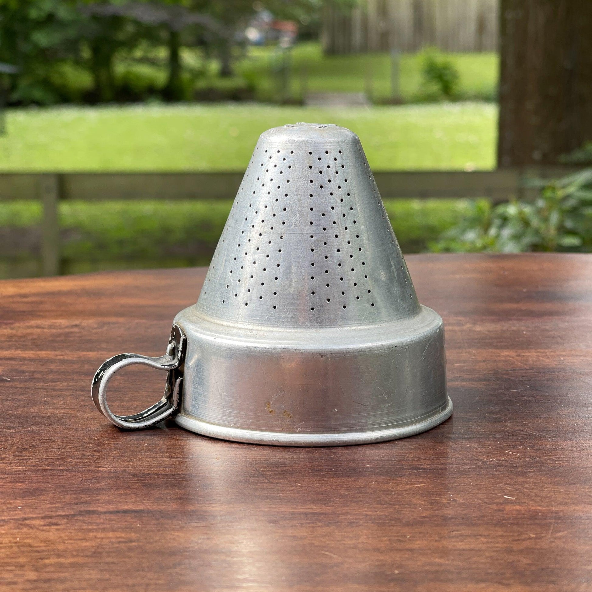 Aluminium koffie filter - Bamestra Curiosa