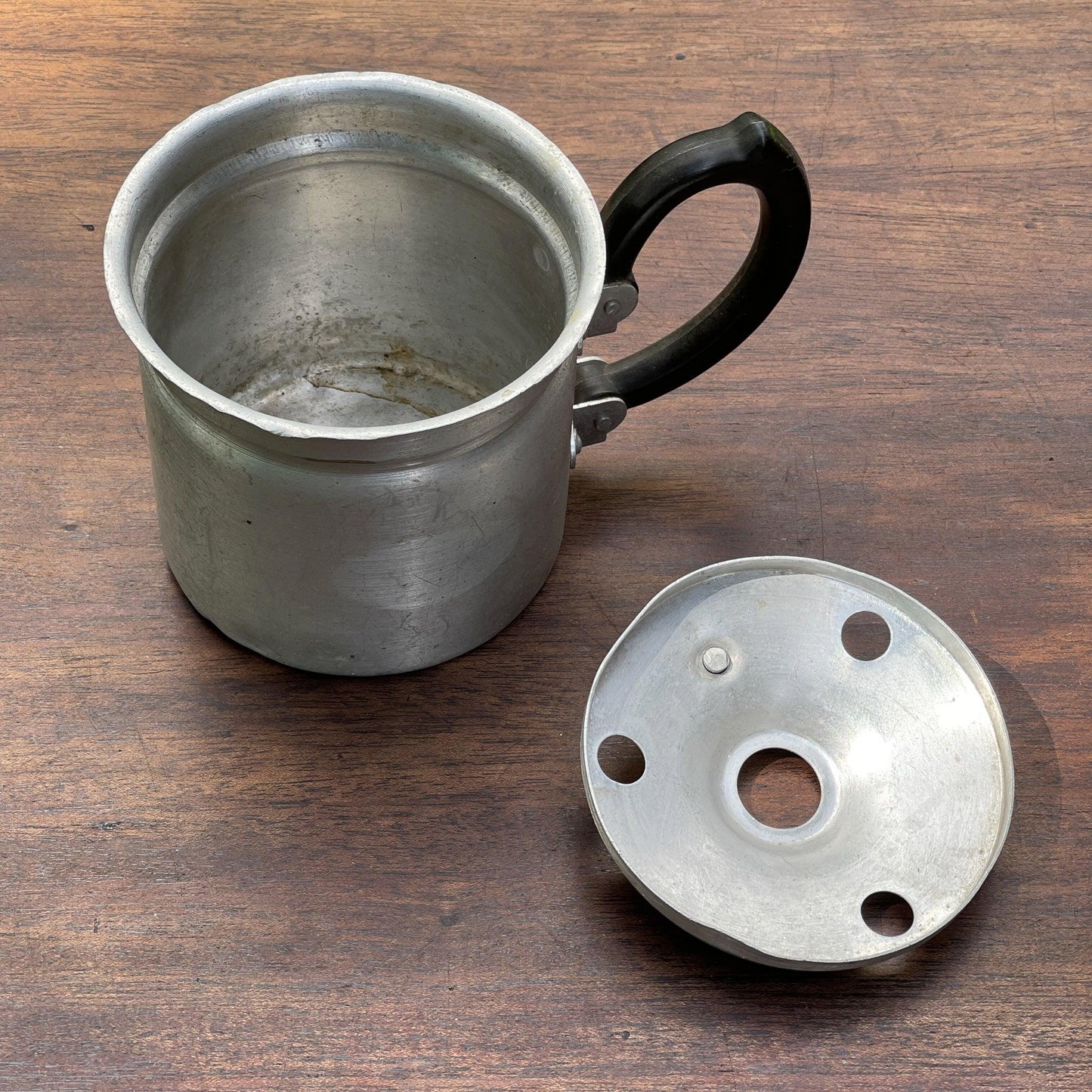 Aluminium melkkoker - Bamestra Curiosa