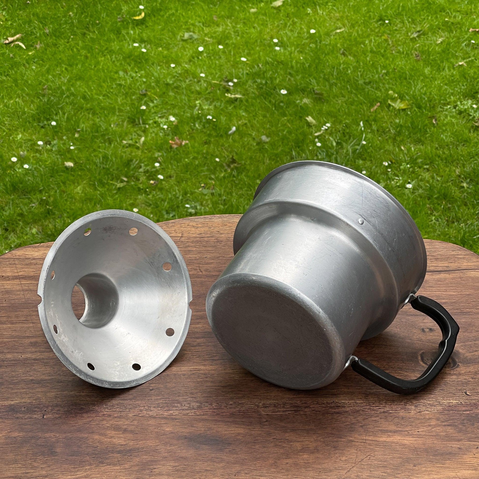 Aluminium melkkoker - Bamestra Curiosa