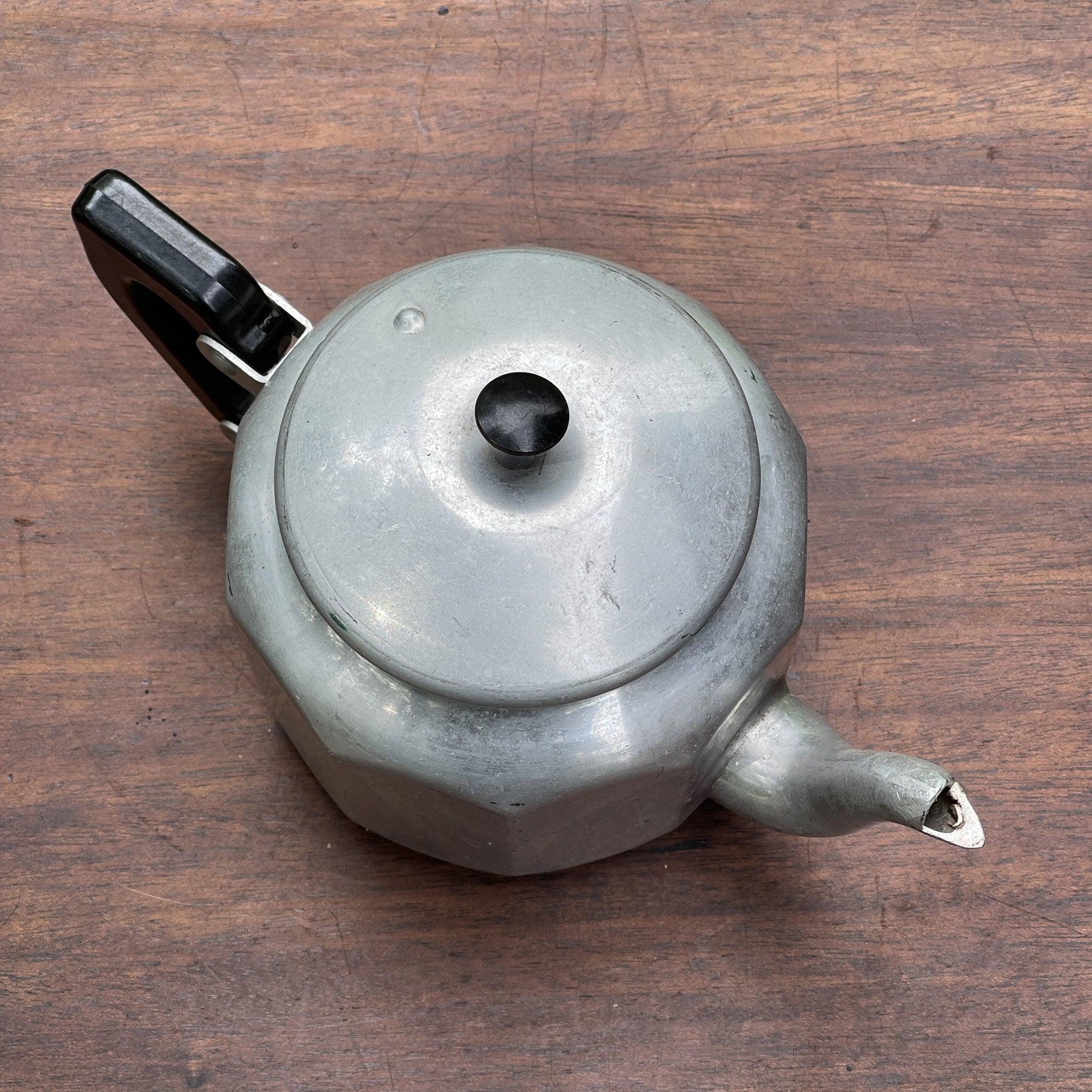 Aluminium thee / koffie pot - Bamestra Curiosa