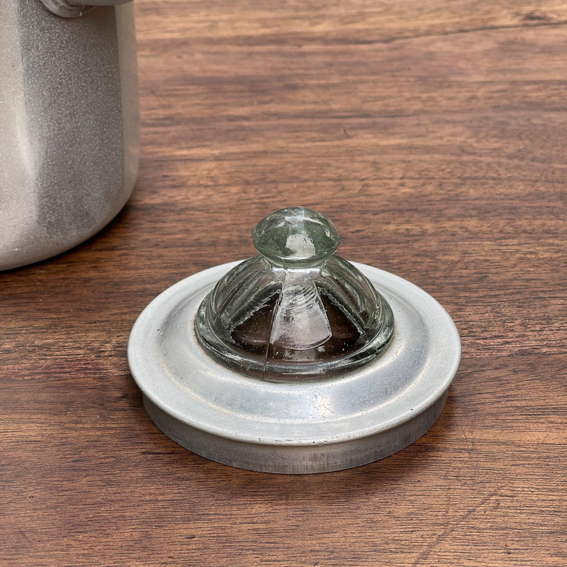 Aluminium thee / koffiepot - Bamestra Curiosa