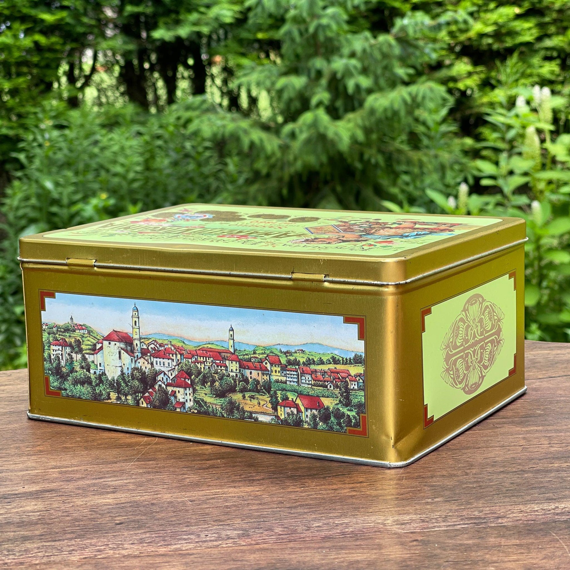 Amaretti Virginia Sassello koekblik - Bamestra Curiosa