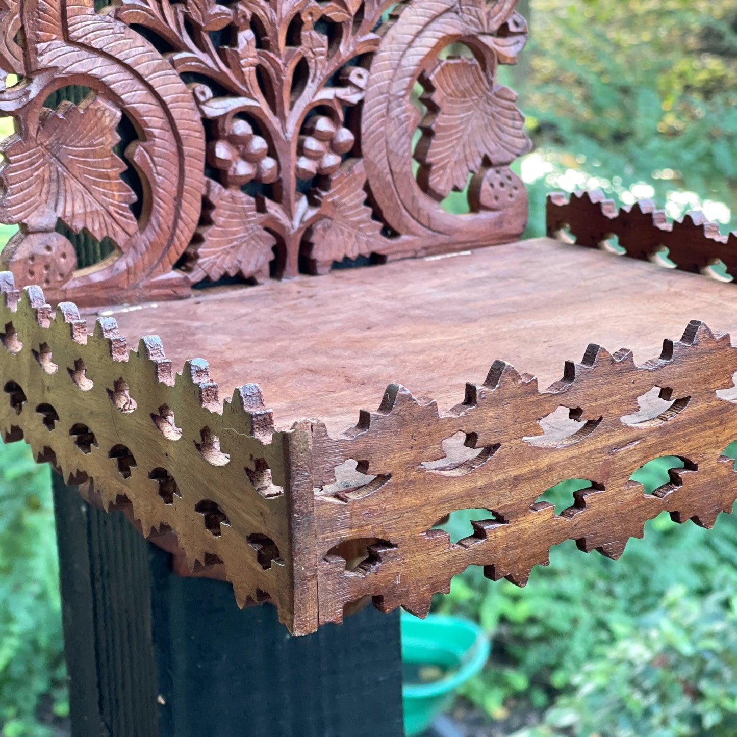 Antiek altaar houtsnijwerk - Bamestra Curiosa