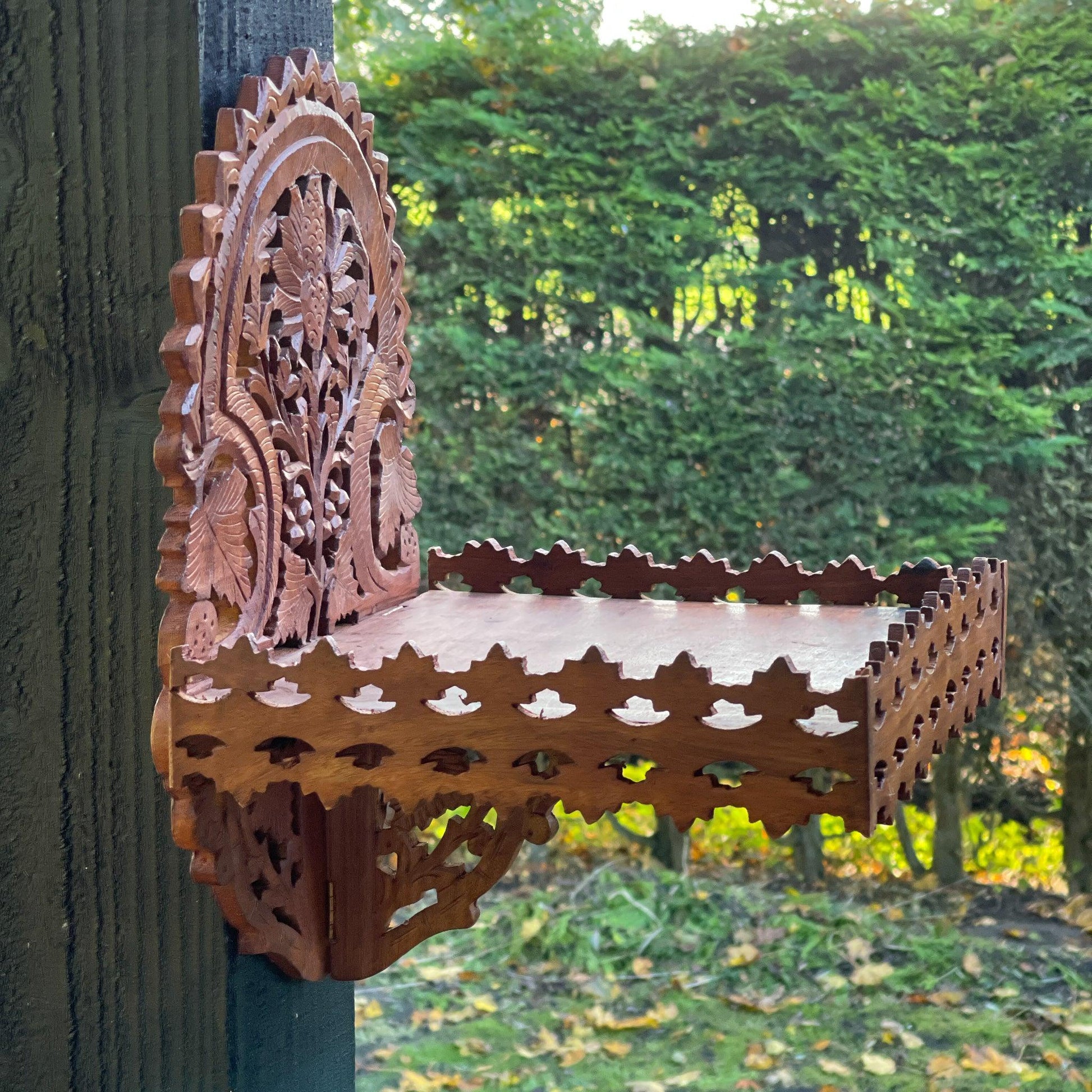 Antiek altaar houtsnijwerk - Bamestra Curiosa