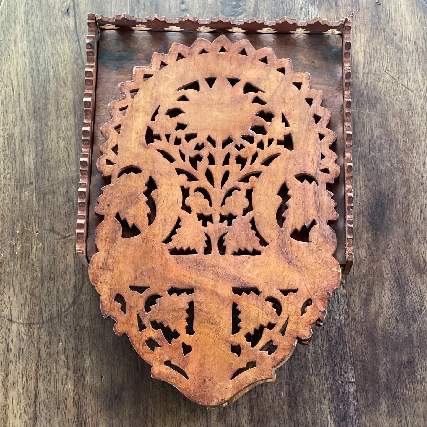 Antiek altaar houtsnijwerk - Bamestra Curiosa