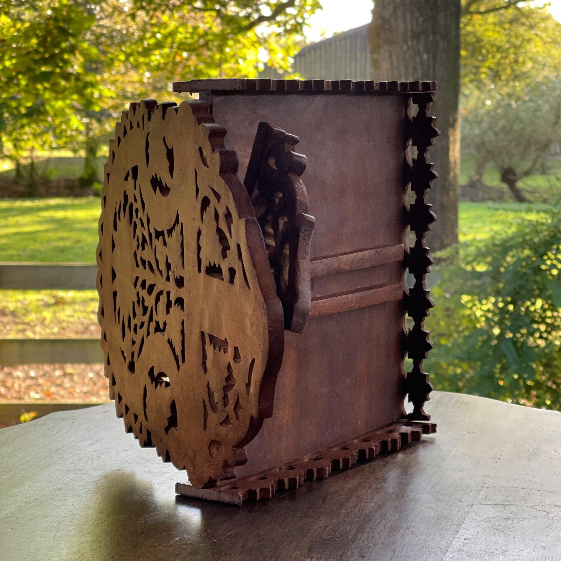 Antiek altaar houtsnijwerk - Bamestra Curiosa