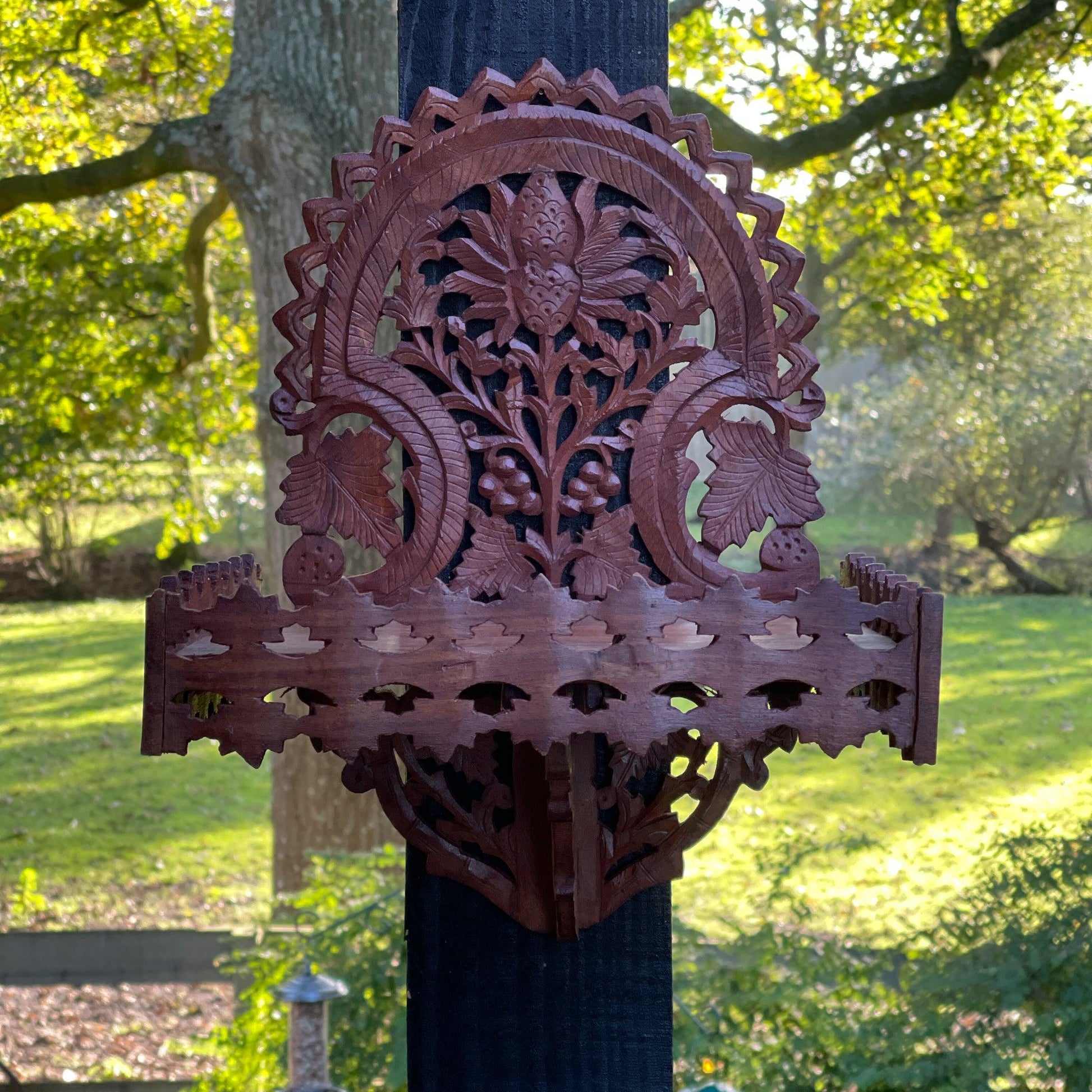 Antiek altaar houtsnijwerk - Bamestra Curiosa