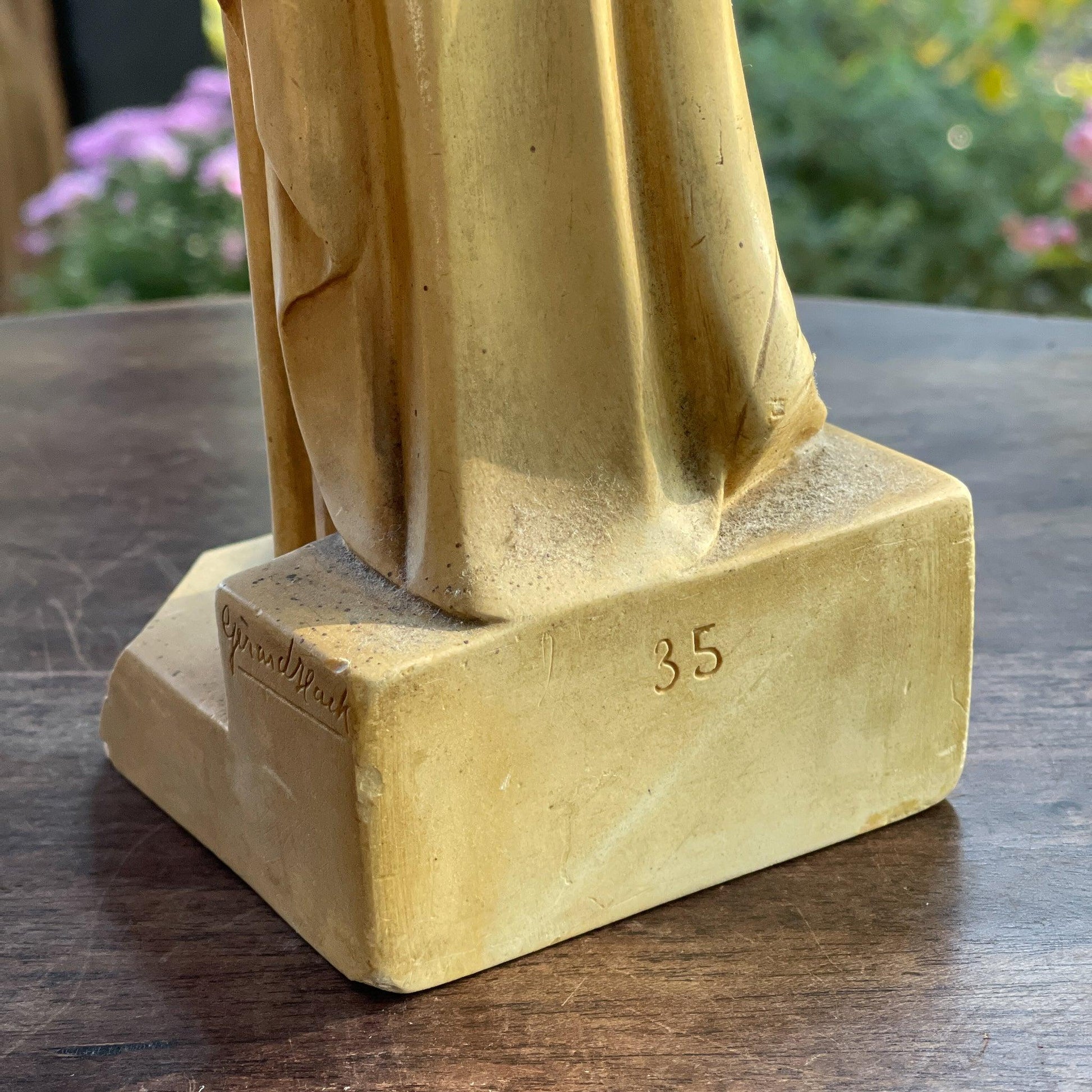 Antiek Jezus beeld - Bamestra Curiosa