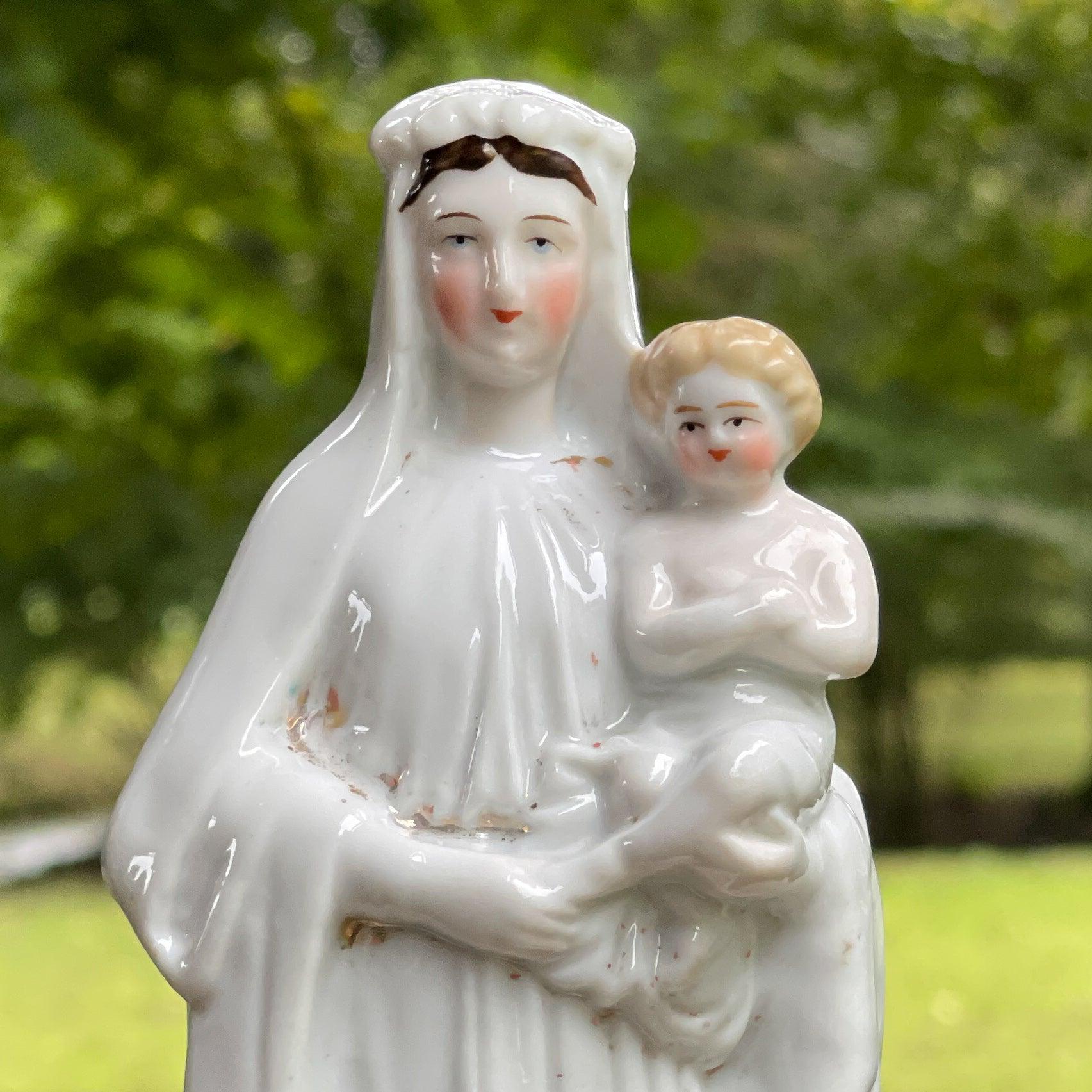 Antiek Maria beeld van porselein - Bamestra Curiosa