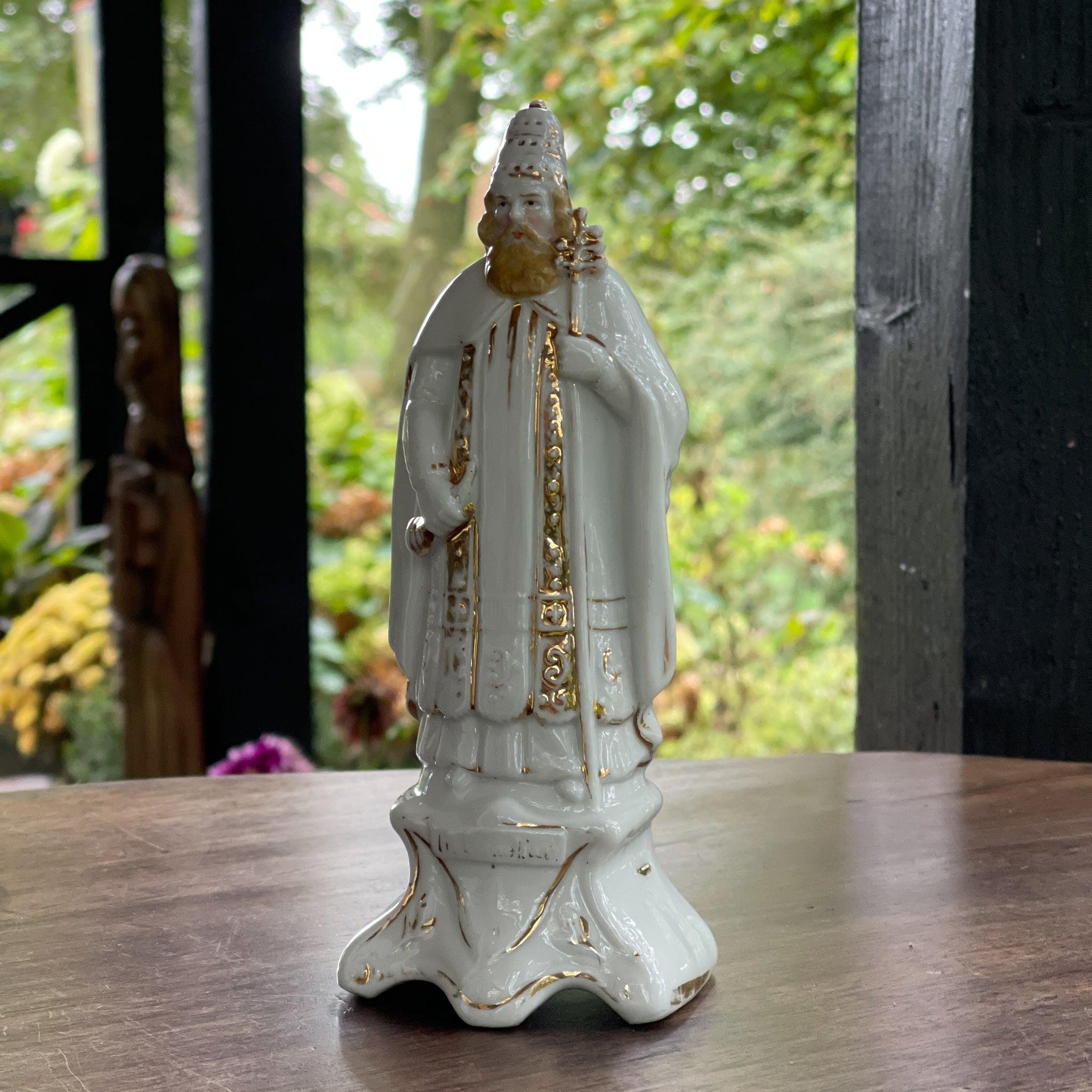 Antiek zeldzaam porseleinen beeld van St. Cornelius - The Collectionist